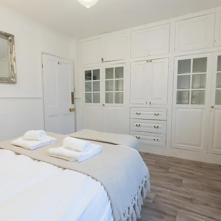 Holiday home Sea Star - Coastal 3-bed Retreat In The Heart Of *