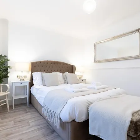 Sea Star - Coastal 3-bed Retreat In The Heart Of Whitby