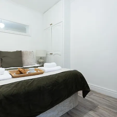 Sea Star - Coastal 3-bed Retreat In The Heart Of * Whitby