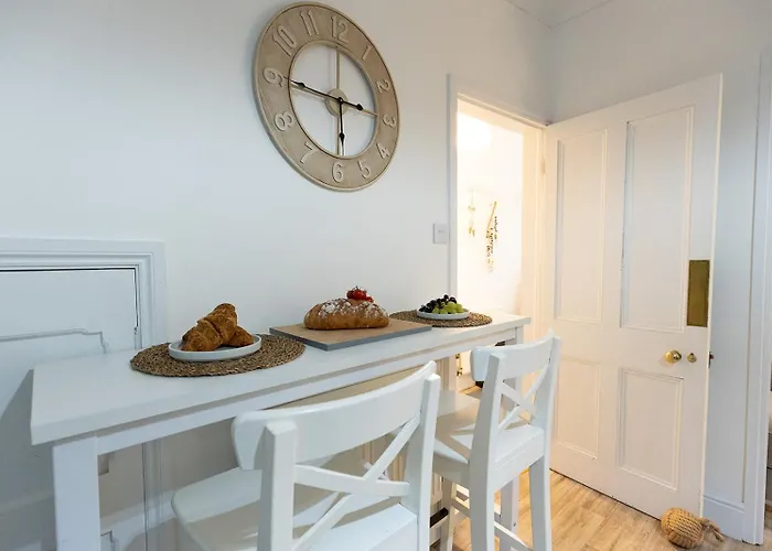 Sea Star - Coastal 3-bed Retreat In The Heart Of Whitby