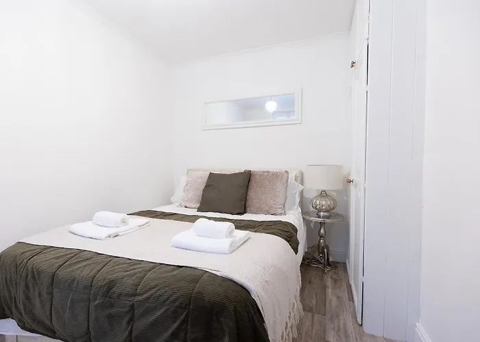 Sea Star - Coastal 3-bed Retreat In The Heart Of *
