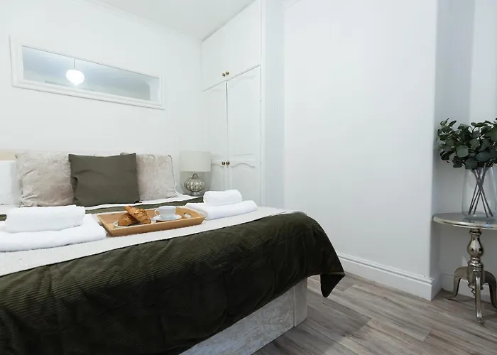 Sea Star - Coastal 3-bed Retreat In The Heart Of * Whitby