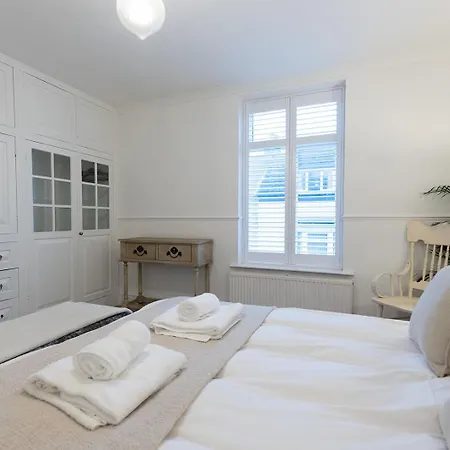 Casa de Férias Sea Star - Coastal 3-bed Retreat In The Heart Of Whitby